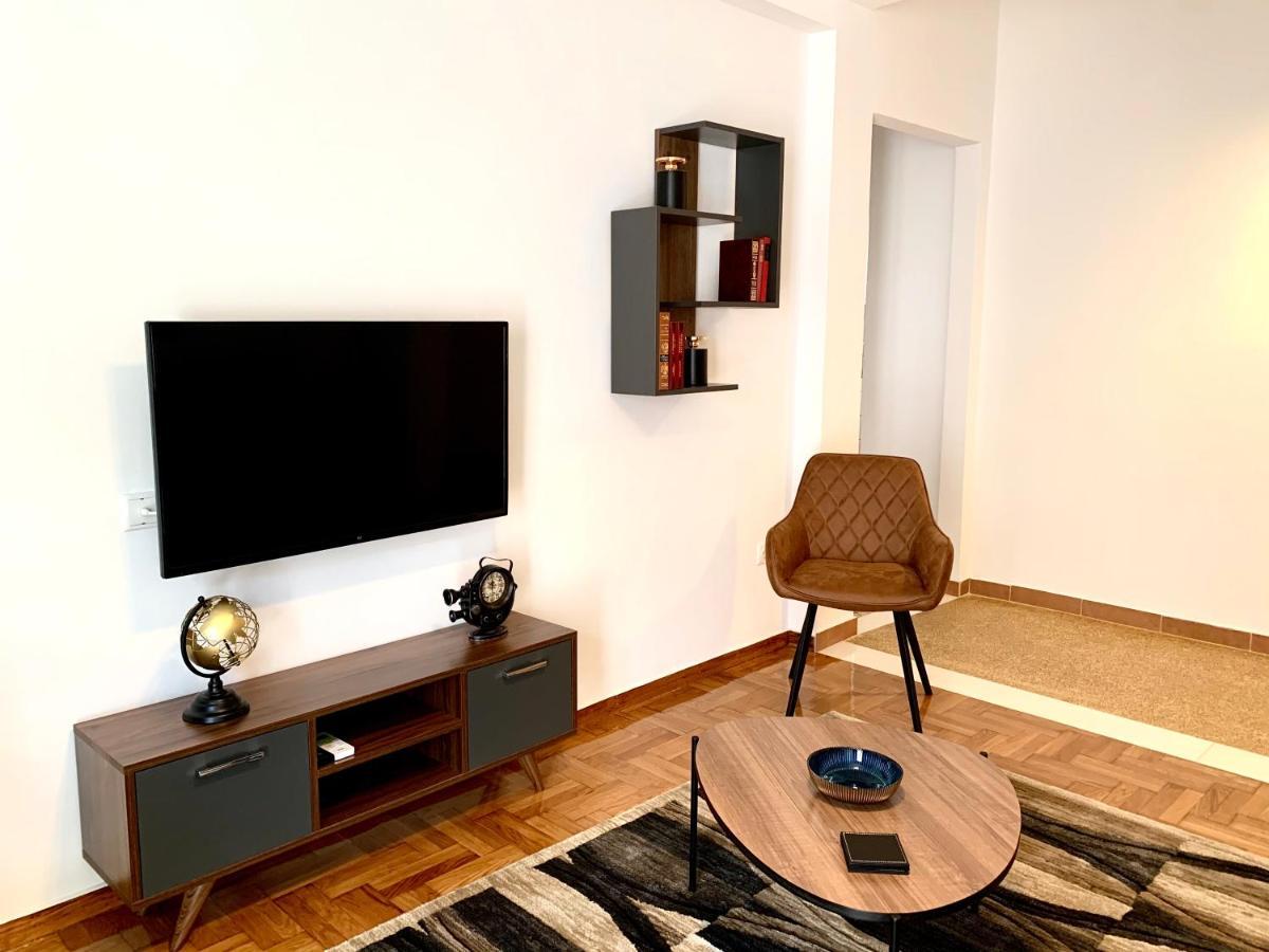 Kallimarmaro 2-Bedroom Apartment Athens Exterior photo
